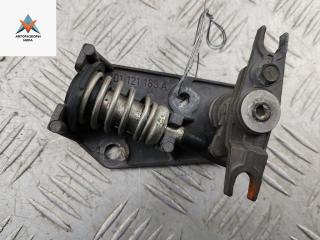 термостат Volkswagen Transporter T4 1997, 1.9 л., дизель, МКПП, белый, микроавтобус, 701121183A, 261001C