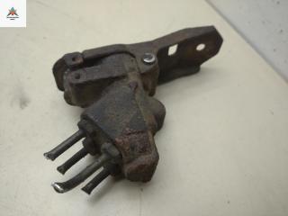 распределитель тормозной силы Volkswagen Transporter T4 1997, 1.9 л., дизель, МКПП, белый, микроавтобус