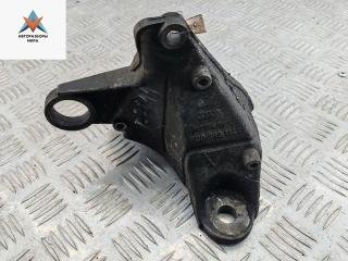 кронштейн КПП Volkswagen Passat B5 1997, 1.6 л., бензин, МКПП, серый, седан, 8D0399114S