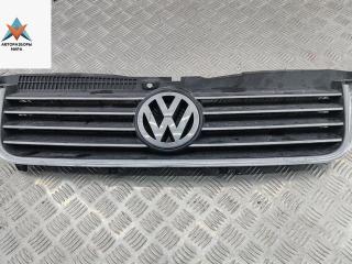 решетка радиатора Volkswagen Passat B5 [рестайлинг] 2004, серый, универсал, 3B0853651L
