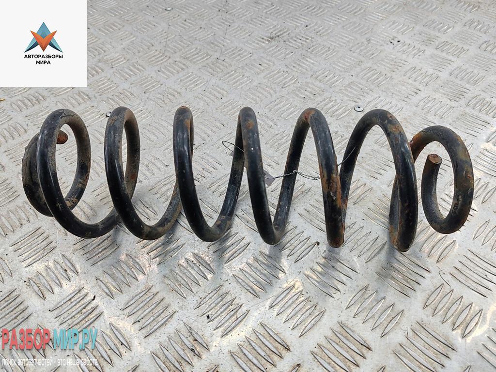 пружина задняя Volkswagen Tiguan 1 поколение 2008, 1.4 л., бензин, МКПП, белый, внедорожник 5 дв. - фото №1