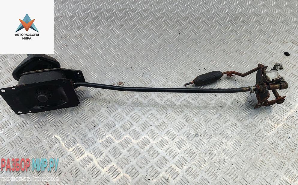 кулиса Volkswagen Golf 3 поколение 1998, 1.9 л., дизель, МКПП, белый, универсал, 1H0711063C - фото №1