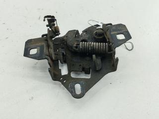 замок капота Volkswagen Passat B5 1997, 1.6 л., бензин, МКПП, серый, универсал, 3B0823509K