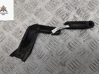 кронштейн радиатора Volkswagen Transporter T4 1997, 1.9 л., дизель, МКПП, белый, микроавтобус, 701121833A