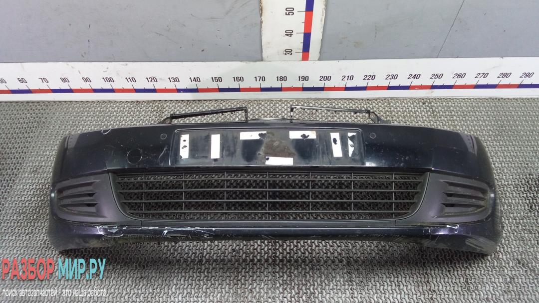 бампер передний Volkswagen Golf 7 поколение 2012, 1.6 л., дизель, МКПП, хетчбэк 5 дв. - фото №1