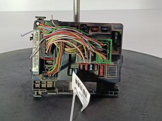 блок предохранителей Citroen C3 1 поколение [рестайлинг] 2005, цвет, 9643498880