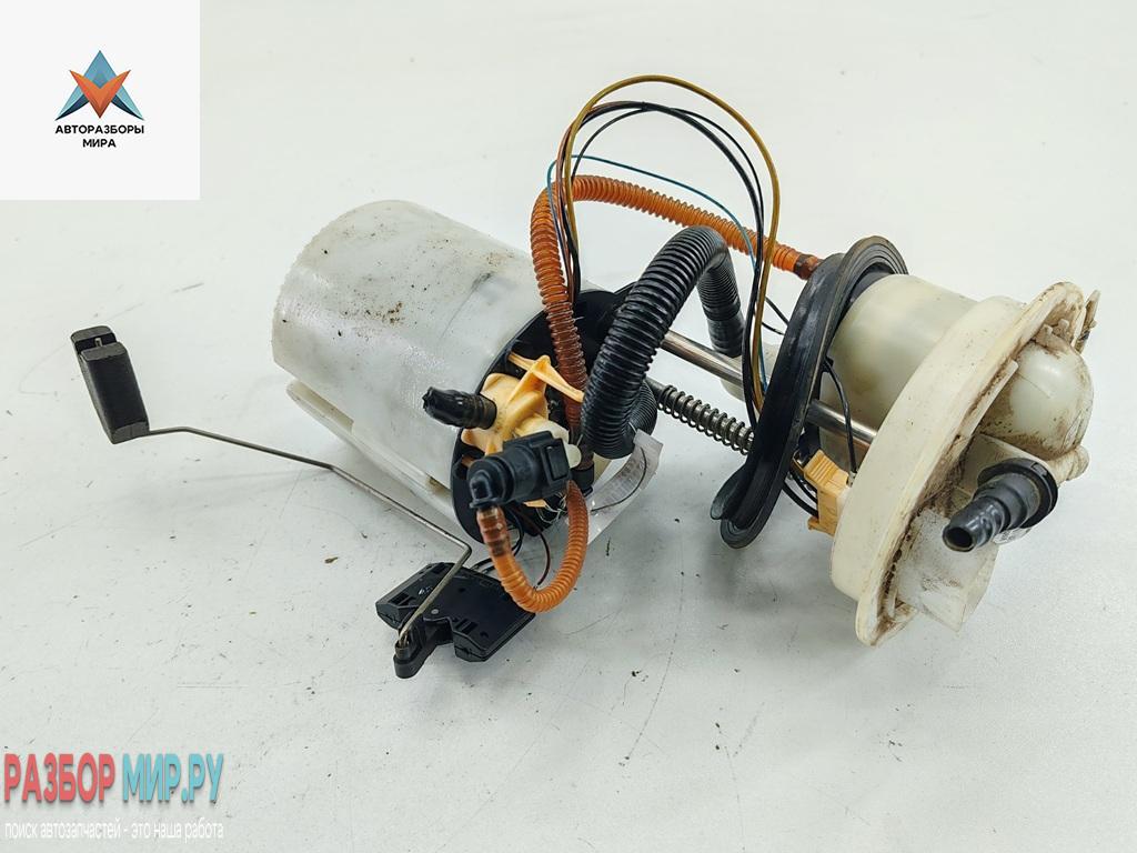 насос топливный Volkswagen Passat B6 2006, 2.0 л., бензин, МКПП, синий, универсал - фото №1