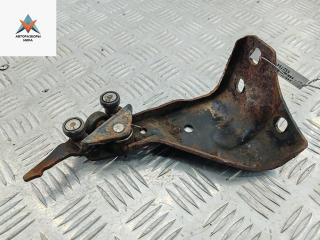 ролик двери сдвижной Fiat Scudo 1 поколение 2005, 2.0 л., дизель, МКПП, белый, фургон