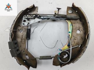 Механизм развода задних тормозных колодок левый Mercedes-Benz A-Класс W168/V168 [рестайлинг] 2001, 1.6 л., бензин, МКПП, серый, хетчбэк 5 дв.