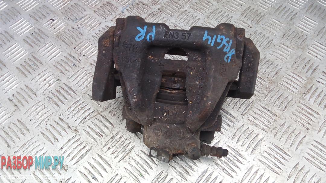 суппорт передний правый Opel Combo 4 поколение (D) 2014, 1.6 л., дизель, МКПП - фото №1