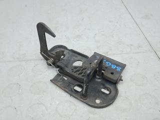 ручка открывания капота Volkswagen Touareg 2 поколение 2011, 3.0 л., V6 TDI, дизель, АКПП, внедорожник 5 дв.