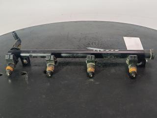 топливная рампа Renault Megane 1 поколение [рестайлинг] 2001, цвет, 8200139674C