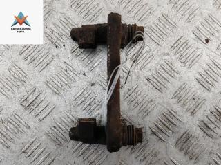 скоба суппорта Audi 80 8C/B4 1991, 2.0 л., бензин, МКПП, серый, седан