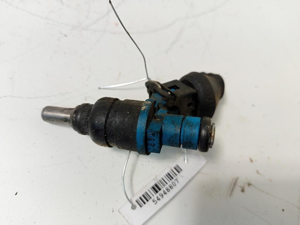 форсунка Volkswagen Passat B5 1998, 1.8 л., бензин, МКПП, синий, универсал, 058133551F