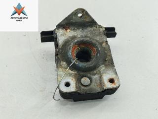 замок капота BMW 5 серия E39 1999, 2.0 л., бензин, МКПП, серый, универсал, 8203859