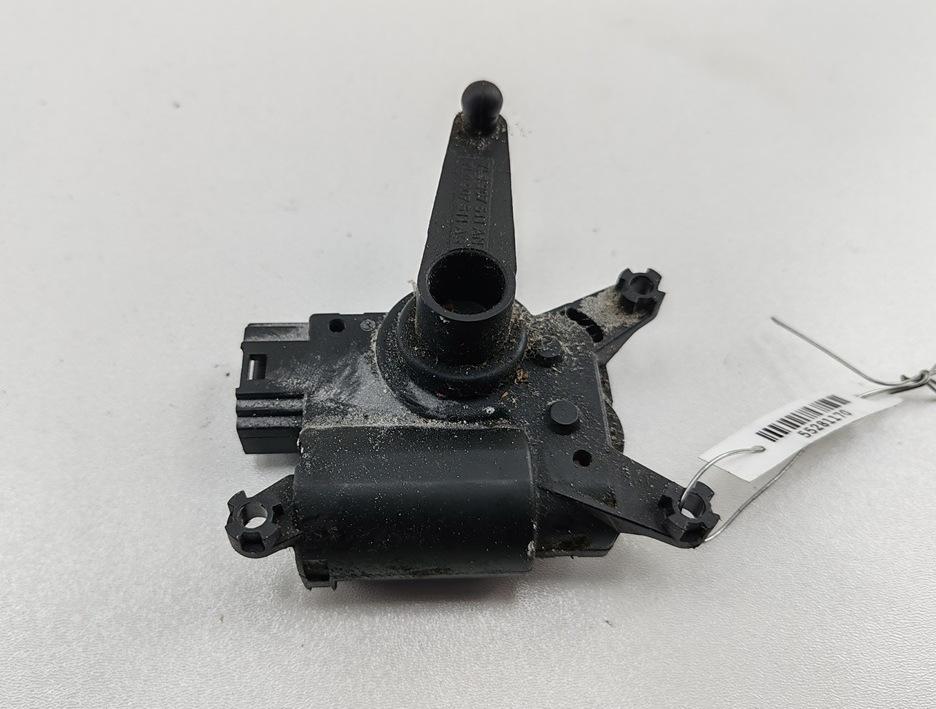 моторчик заслонки печки Volkswagen Touareg 2007, 5.0 л., дизель, АКПП, серый, внедорожник 5 дв., 52411483R04