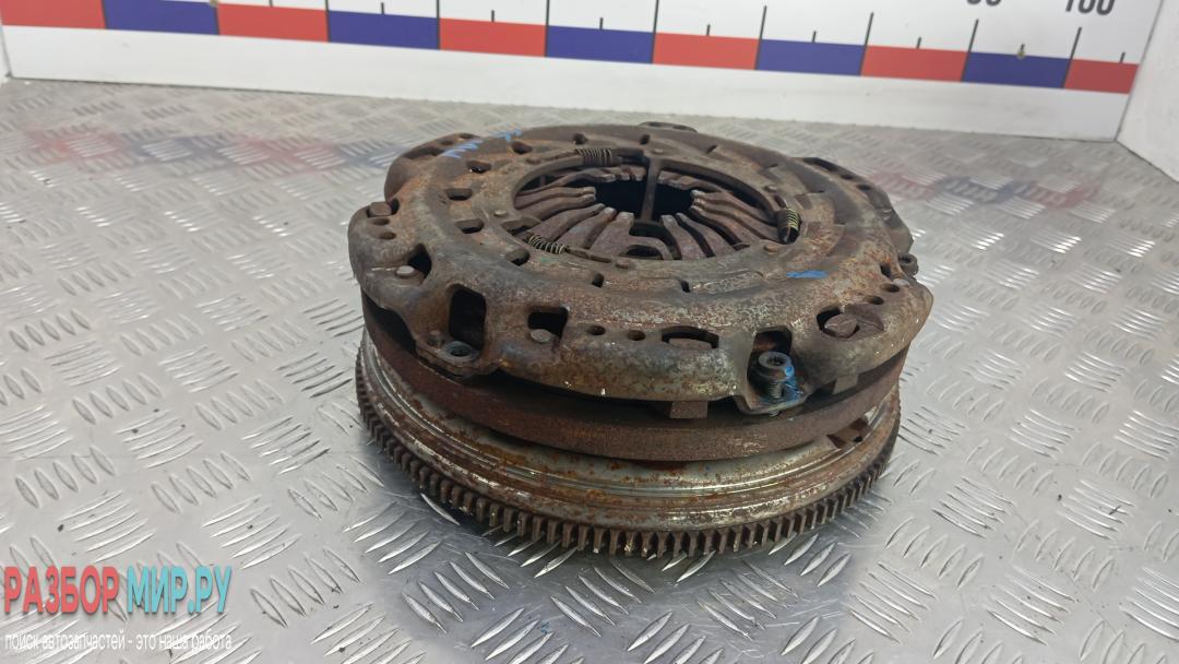 маховик Volkswagen Crafter 1 поколение 2008, 2.5 л., дизель, МКПП, микроавтобус - фото №1