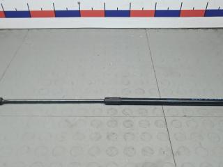 амортизатор капота Volkswagen Touareg 2 поколение 2011, 3.0 л., V6 TDI, дизель, АКПП, внедорожник 5 дв.