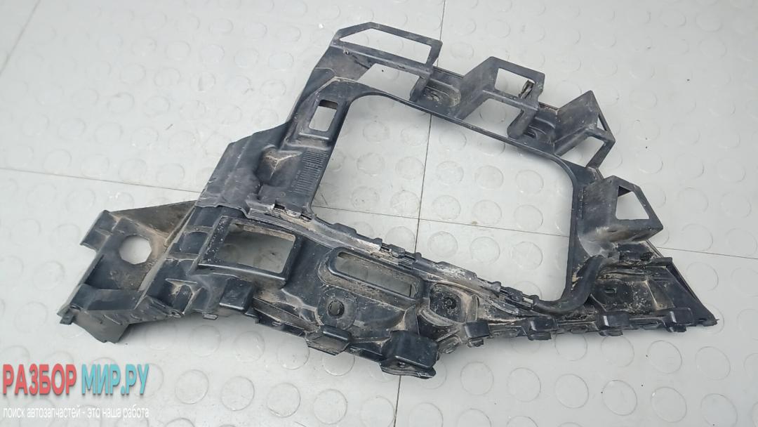 Крепление бампера заднего Volkswagen Touareg 2 поколение 2011, 3.0 л., V6 TDI, дизель, АКПП, внедорожник 5 дв., 7P6807393A - фото №1