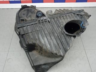 корпус воздушного фильтра Volkswagen Touareg 2 поколение 2011, 3.0 л., V6 TDI, дизель, АКПП, внедорожник 5 дв.