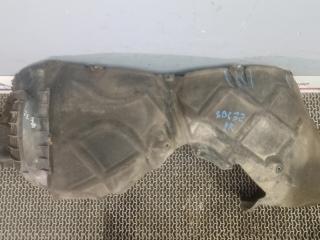 Подкрылок передний правый Volkswagen Touareg 2 поколение 2011, 3.0 л., V6 TDI, дизель, АКПП, внедорожник 5 дв.