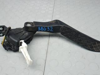 педаль Volkswagen Touareg 2 поколение 2011, 3.0 л., V6 TDI, дизель, АКПП, внедорожник 5 дв.