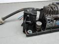 компрессор пневмоподвески BMW 7 серия F01/F02 2010, 3.0 л., 730d, дизель, АКПП, седан - фото №2