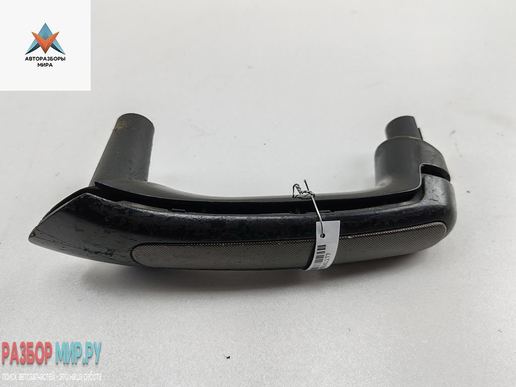 ручка внутренняя передняя левая Volkswagen Bora 1 поколение 1999, 1.6 л., бензин, МКПП, чёрный, универсал, 1J0867179A - фото №1