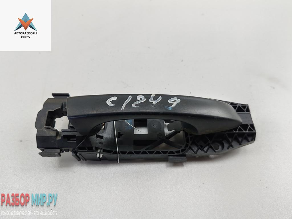 ручка наружная передняя правая Skoda Fabia mk3 (NJ) 2015, 1.2 л., бензин, МКПП, белый, универсал, 5N0839885H - фото №1