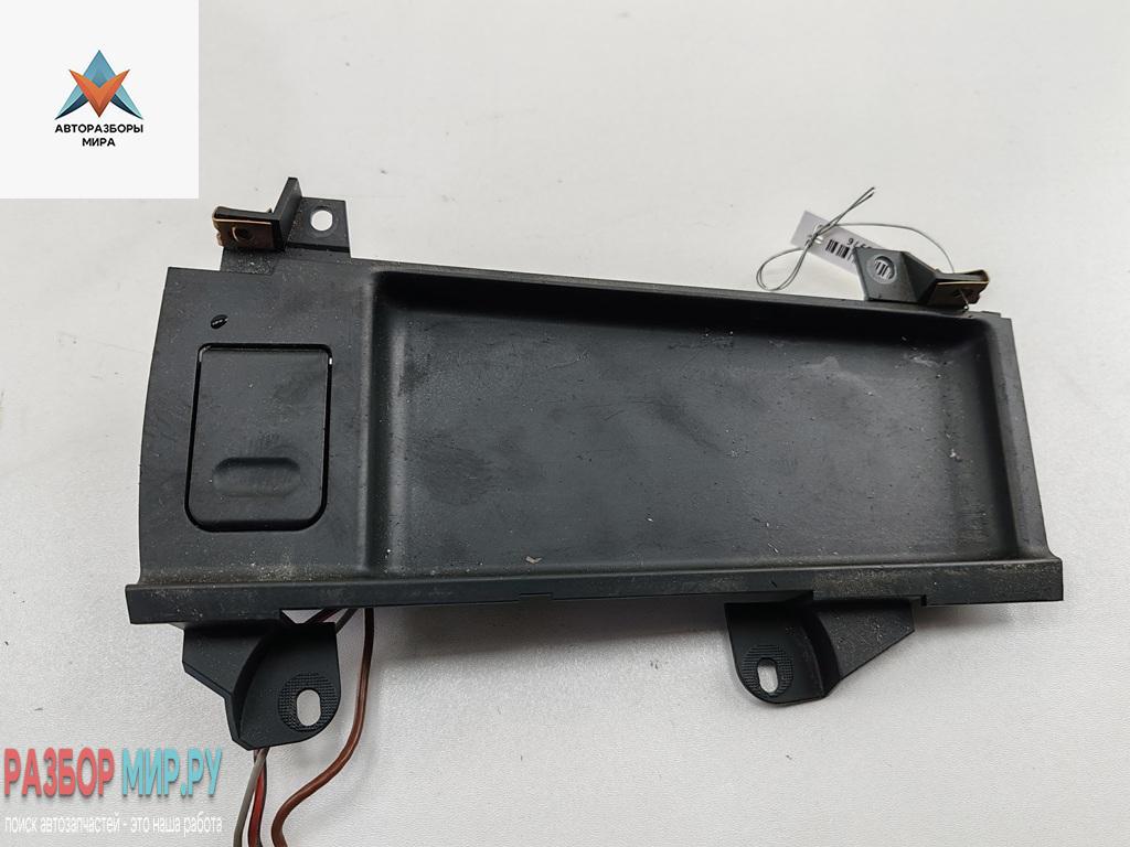 прикуриватель BMW 5 серия E39 1998, 2.0 л., бензин, АКПП, серый, седан, 51168159694 - фото №1