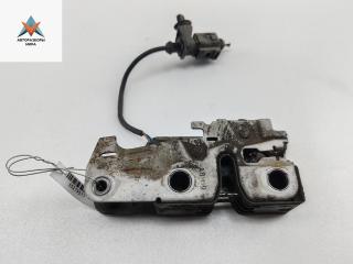 замок капота Skoda Yeti 1 поколение 2010, 2.0 л., дизель, МКПП, коричневый, внедорожник 5 дв.