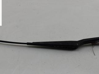 Щеткодержатель (поводок стеклоочистителя) передний Mercedes-Benz M-Class ML W163 2002, 4.0 л., дизель, АКПП, чёрный, внедорожник 5 дв.