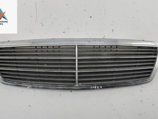 решетка радиатора Mercedes-Benz C-Класс W203/S203/CL203 2002, серый, седан, 2038800483