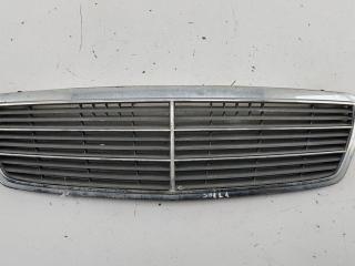 решетка радиатора Mercedes-Benz C-Класс W203/S203/CL203 2002, серый, седан, 2038800483