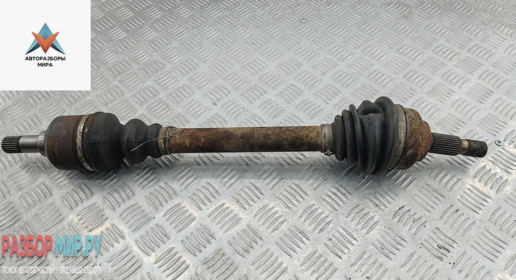 полуось передняя левая (приводной вал, ШРУС) Peugeot 407 1 поколение 2007, 2.0 л., бензин, МКПП, чёрный, универсал - фото №1