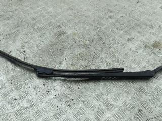 Щеткодержатель (поводок стеклоочистителя) передний BMW 3 серия E46 1999, 2.0 л., бензин, МКПП, синий, седан