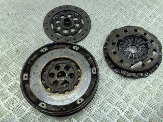комплект сцепления BMW 3 серия E90/E91/E92/E93 2005, 2.0 л., бензин, МКПП, чёрный, универсал, 7568006
