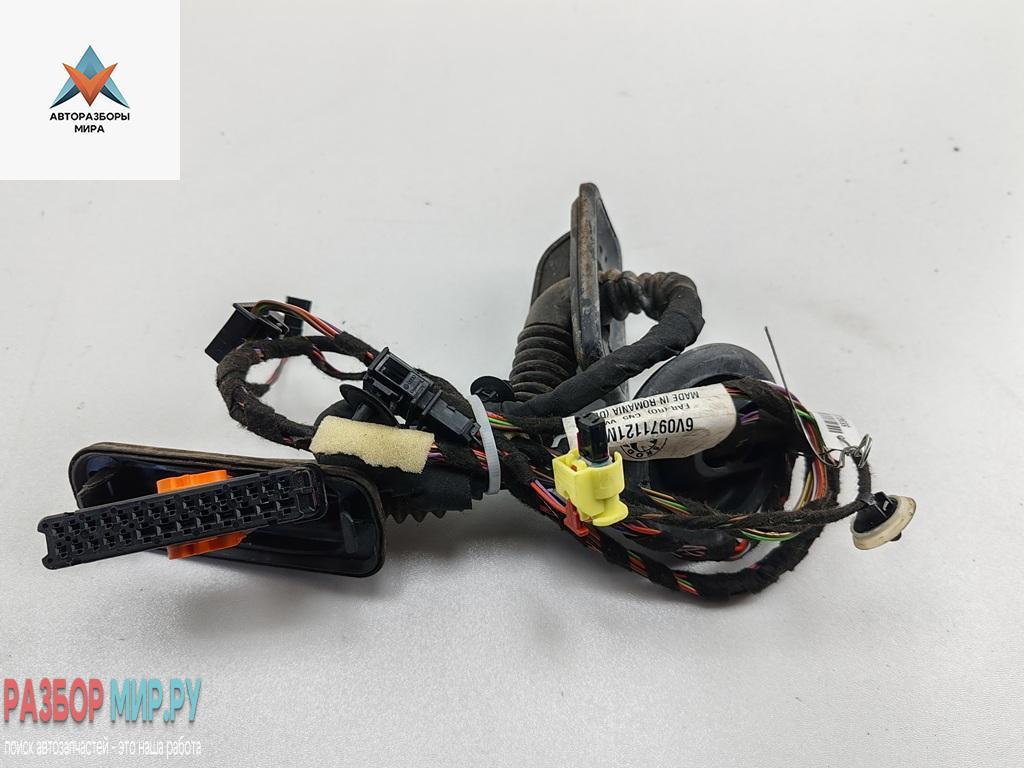 дверная проводка Skoda Fabia mk3 (NJ) 2015, 1.2 л., бензин, МКПП, белый, универсал, 6V0971121M - фото №1