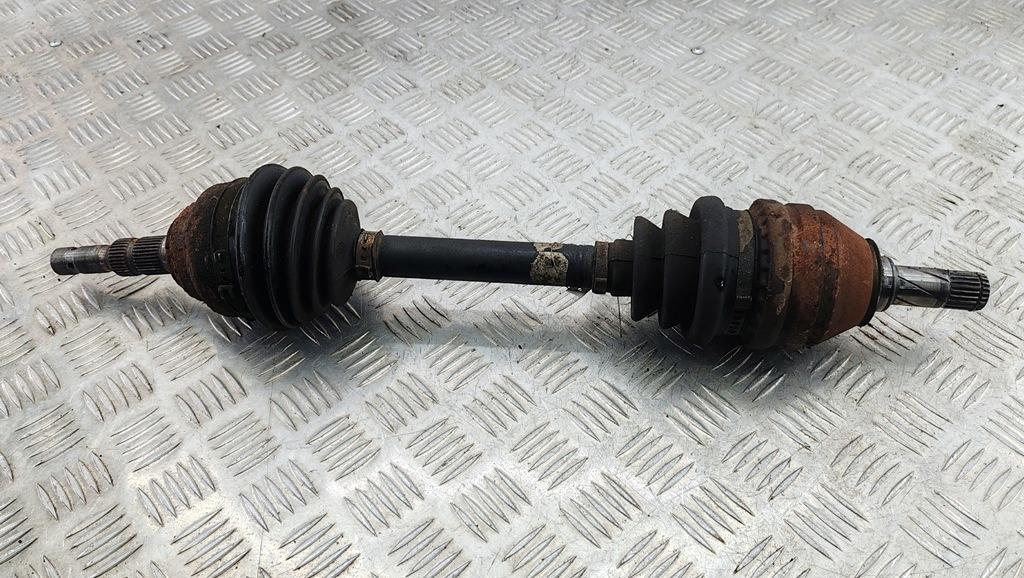 полуось передняя левая (приводной вал, ШРУС) Opel Astra G 1998, 1.8 л., бензин, АКПП, серый, хетчбэк 5 дв. - фото №1