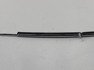 Молдинг стекла двери задней правой наружный Ford Mondeo 3 поколение [рестайлинг] 2004, 1.8 л., бензин, МКПП, синий, хетчбэк 5 дв.