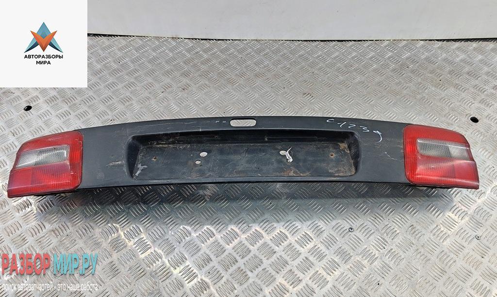 бленда Volvo S40 1 поколение 1998, 1.9 л., бензин, АКПП, чёрный, универсал, 30862381 - фото №1