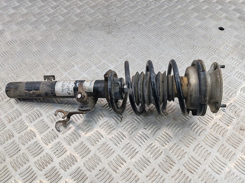 стойка передняя BMW 1 E81/E87 2009, 2.0 л., дизель, МКПП, чёрный, хетчбэк 5 дв.