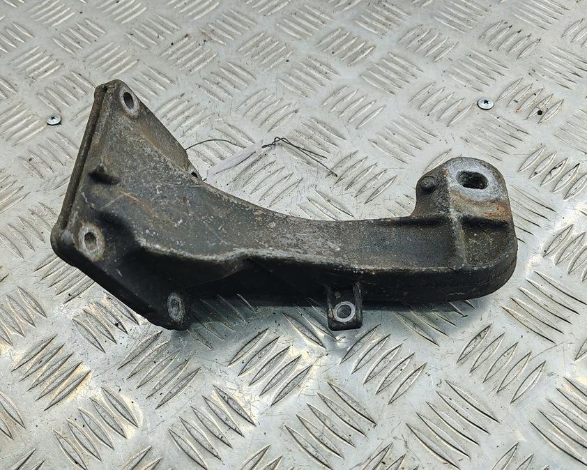 кронштейн двигателя BMW 3 E36 1993, 2.0 л., бензин, МКПП, синий, купе, 1136540
