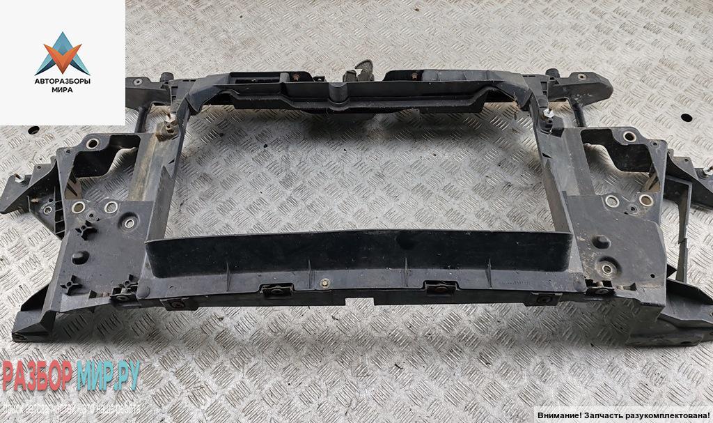 Рамка радиатора Fiat Stilo 1 поколение 2002, 1.8 л., бензин, МКПП, серый, хетчбэк 3 дв., 837305100 - фото №1