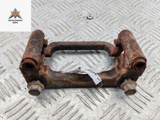 скоба суппорта Nissan X-Trail T30 [рестайлинг] 2004, 2.0 л., бензин, МКПП, серый, внедорожник 5 дв.