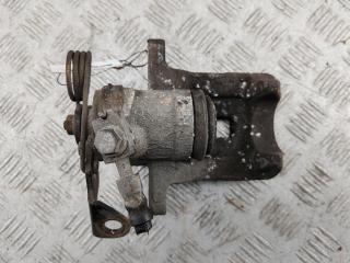 суппорт задний правый Volkswagen Passat B5 1998, 1.8 л., бензин, МКПП, красный, универсал
