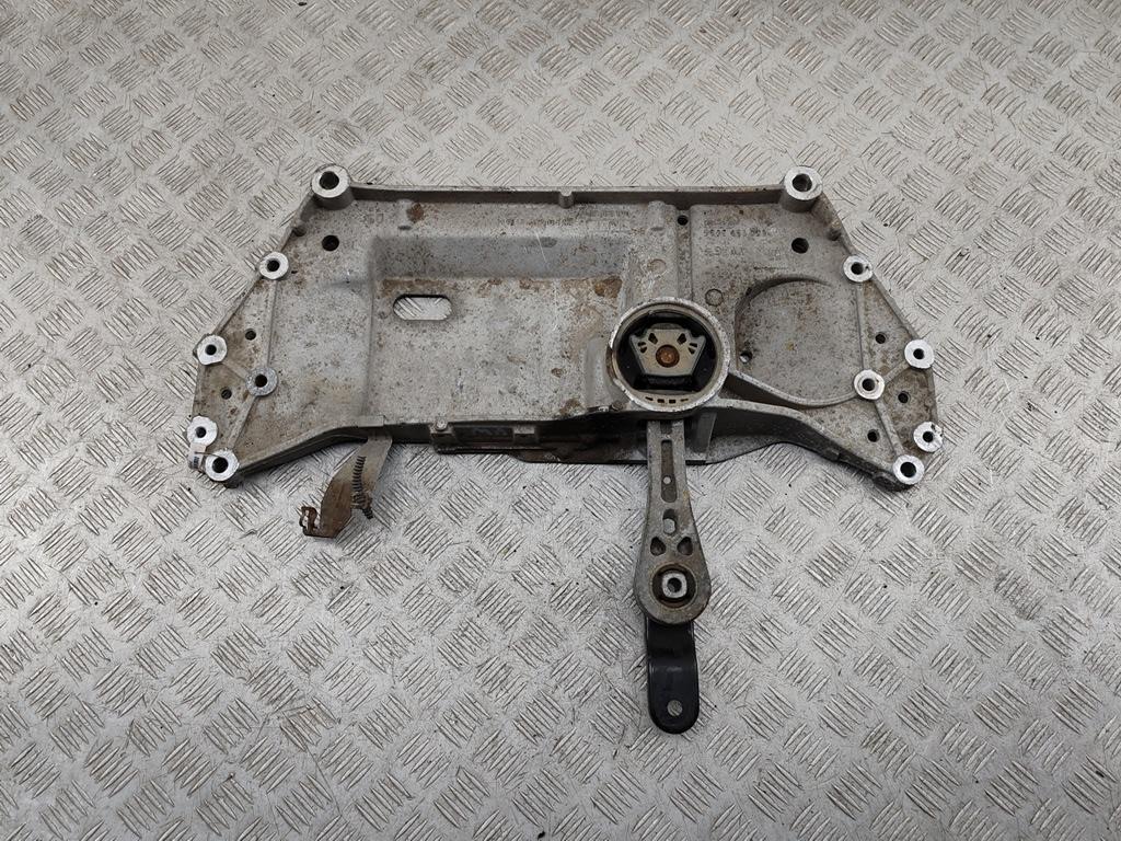 подрамник передний Skoda Yeti 2010, 2.0 л., дизель, МКПП, коричневый, внедорожник 5 дв., 1K0199369G