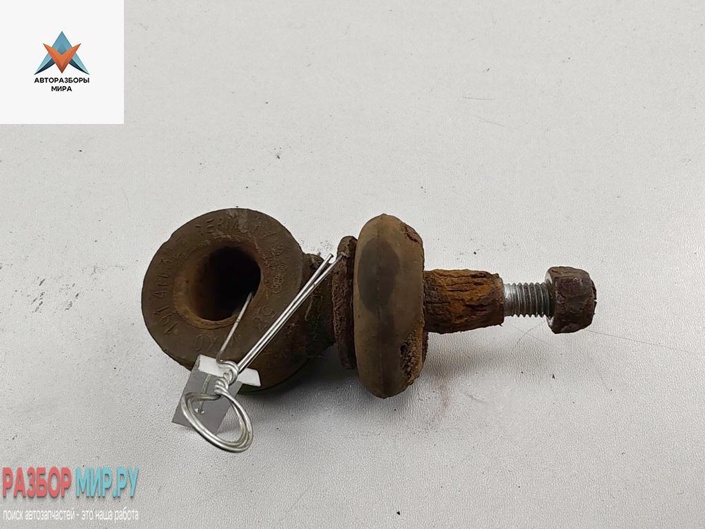 стойка стабилизатора Volkswagen Golf 3 поколение 1993, 1.8 л., бензин, МКПП, красный, хетчбэк 5 дв. - фото №1