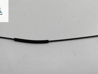 трос капота Volkswagen Passat B6 2006, 2.0 л., бензин, МКПП, серый, седан, 3C1823531