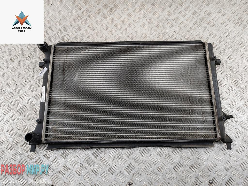 радиатор охлаждения Volkswagen Touran 1 поколение 2003, 1.6 л., бензин, МКПП, синий, минивэн, 1K0121251F - фото №1